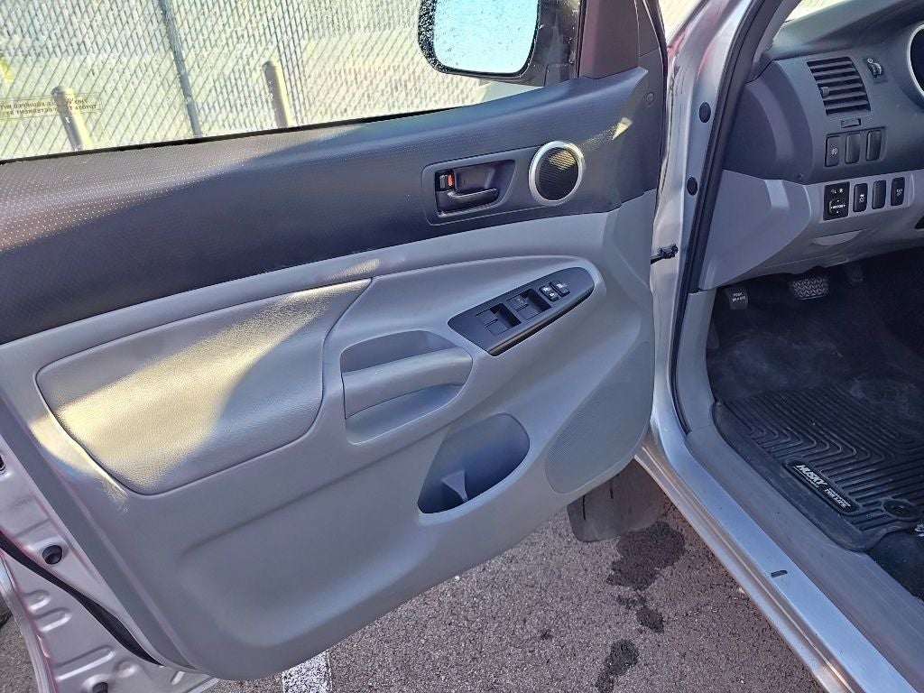 2013 Toyota Tacoma Base V6