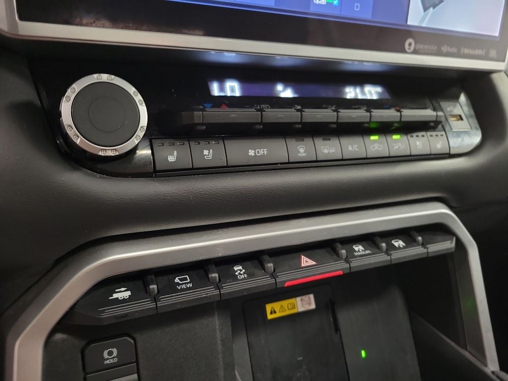 2023 Toyota Tundra Hybrid Platinum