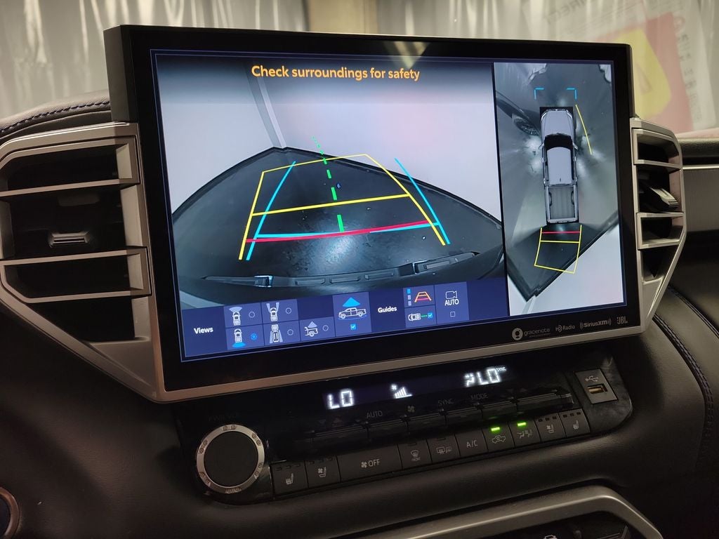 2023 Toyota Tundra Hybrid Platinum