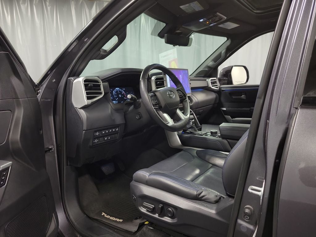 2022 Toyota Tundra Hybrid Platinum