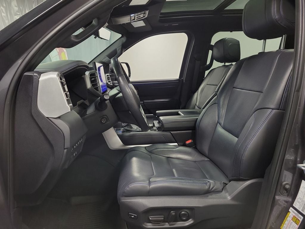 2022 Toyota Tundra Hybrid Platinum