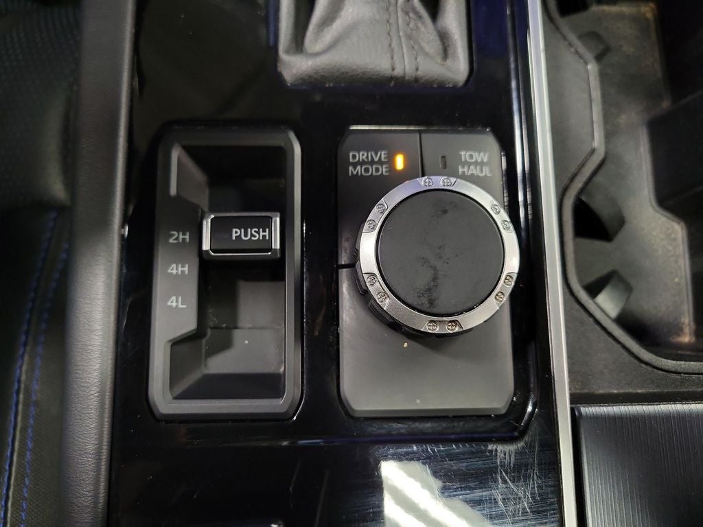 2022 Toyota Tundra Hybrid Platinum