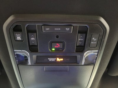 2022 Toyota Tundra Hybrid Platinum