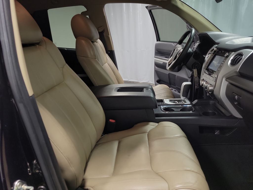 2016 Toyota Tundra SR5