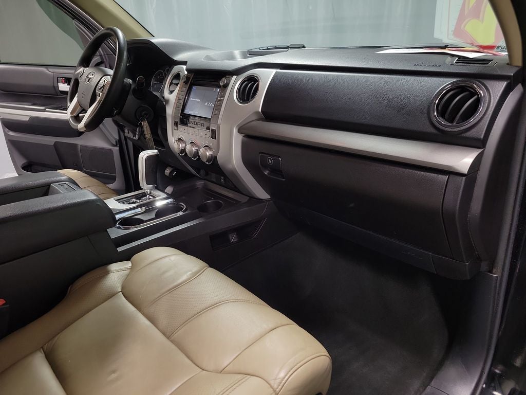 2016 Toyota Tundra SR5