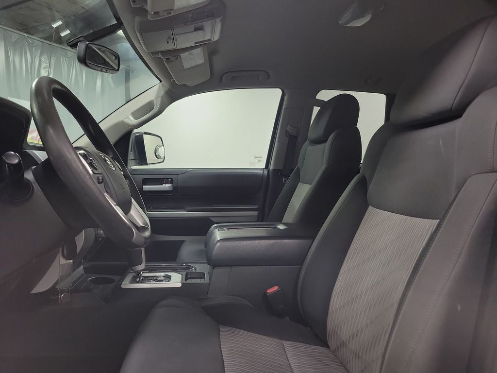 2014 Toyota Tundra SR5