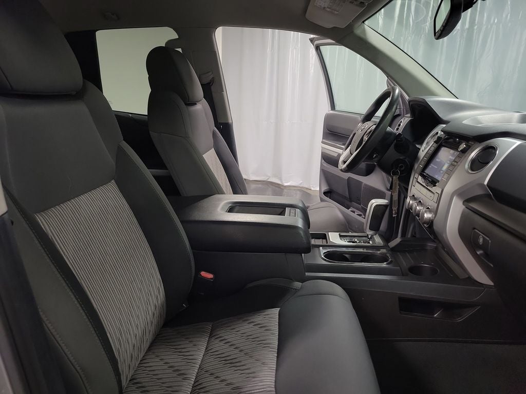 2014 Toyota Tundra SR5
