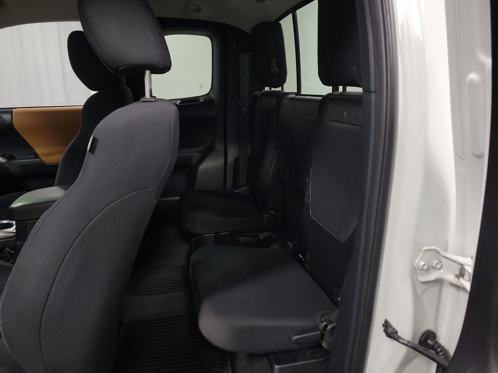 2017 Toyota Tacoma SR5 V6
