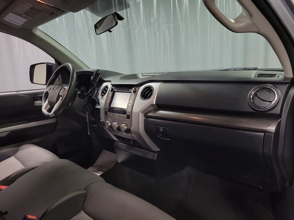 2017 Toyota Tundra SR5 4.6L V8