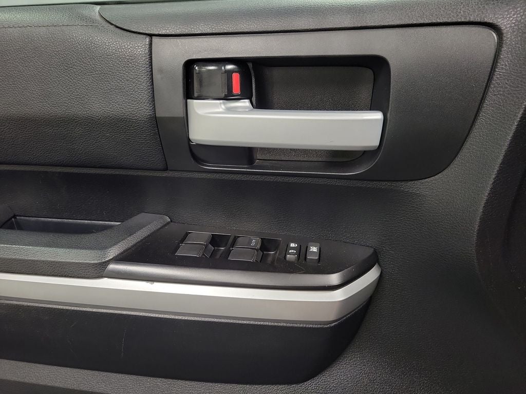 2017 Toyota Tundra SR5 4.6L V8