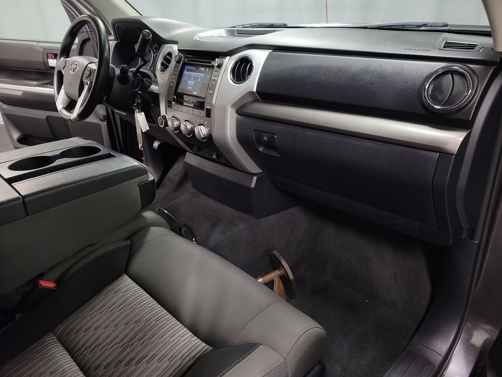 2017 Toyota Tundra SR5 4.6L V8