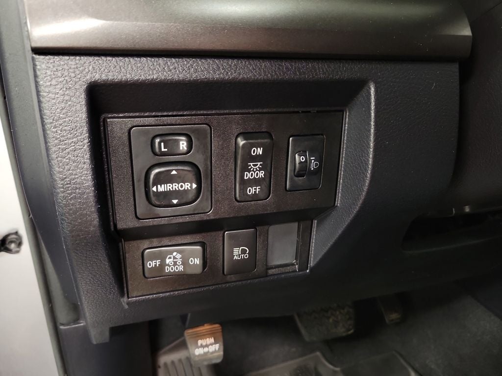 2019 Toyota Tundra SR5