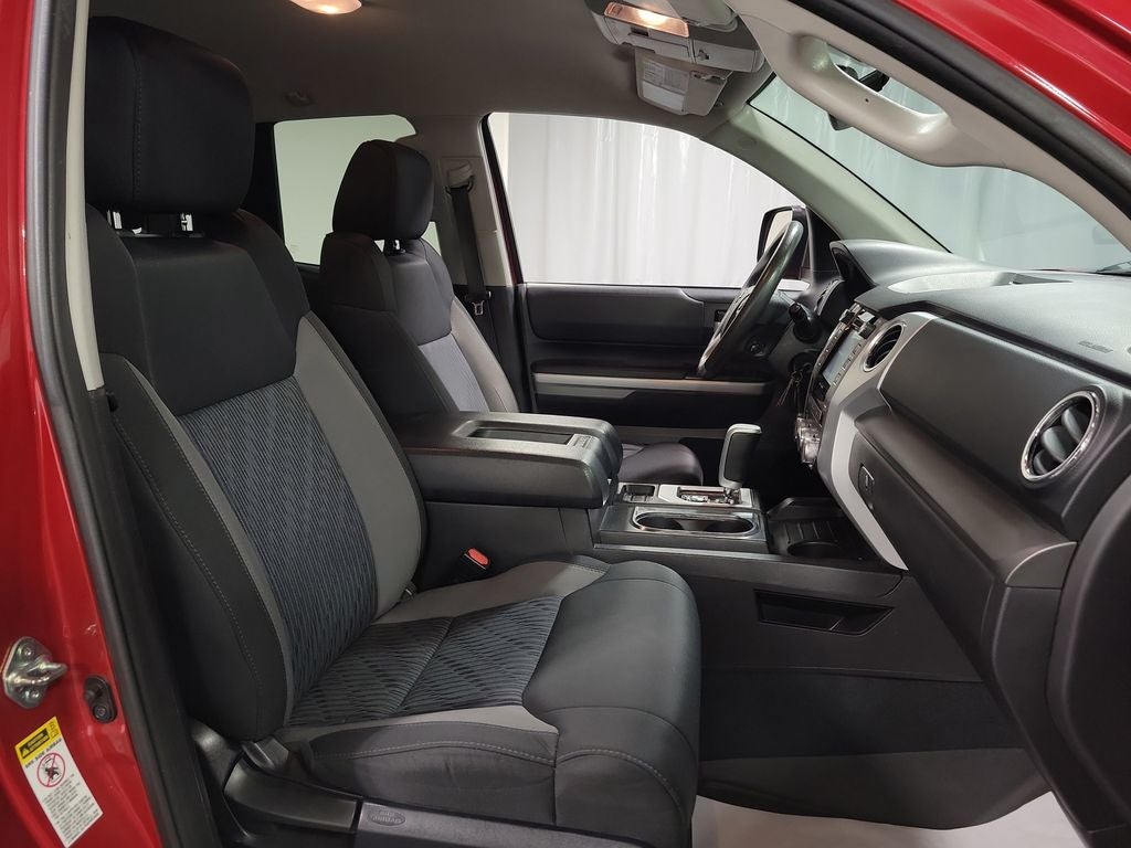 2016 Toyota Tundra SR5
