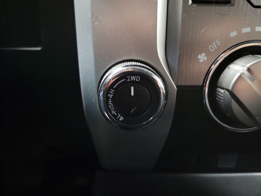 2015 Toyota Tundra SR5