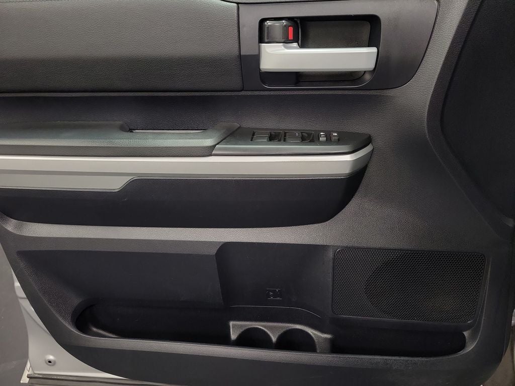 2015 Toyota Tundra SR5