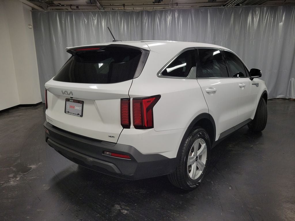 2023 Kia Sorento LX