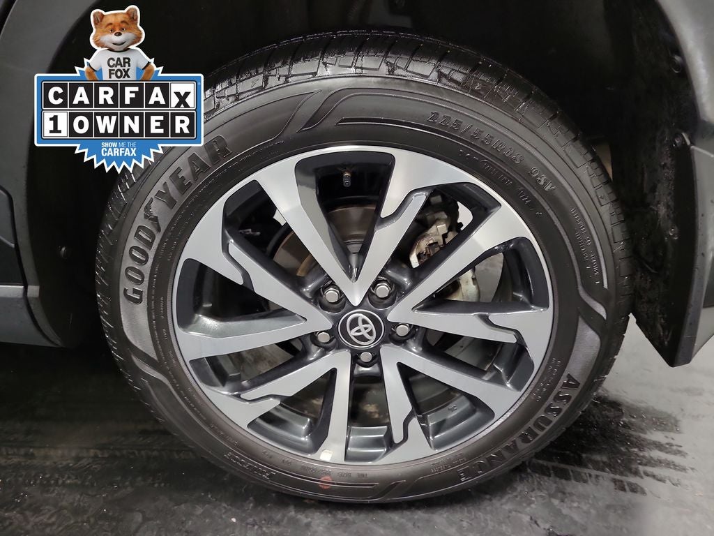 2024 Toyota Corolla Cross XLE