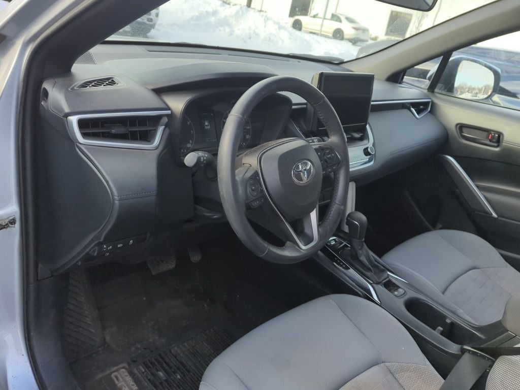 2023 Toyota Corolla Cross Hybrid SE