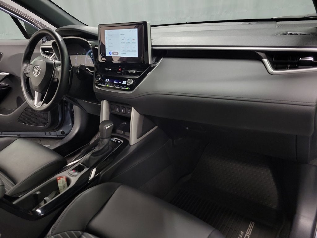 2024 Toyota Corolla Cross Hybrid XSE