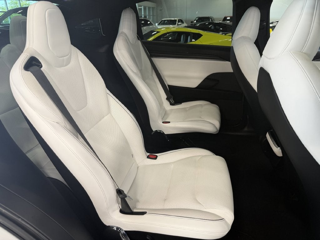 2022 Tesla Model X Plaid