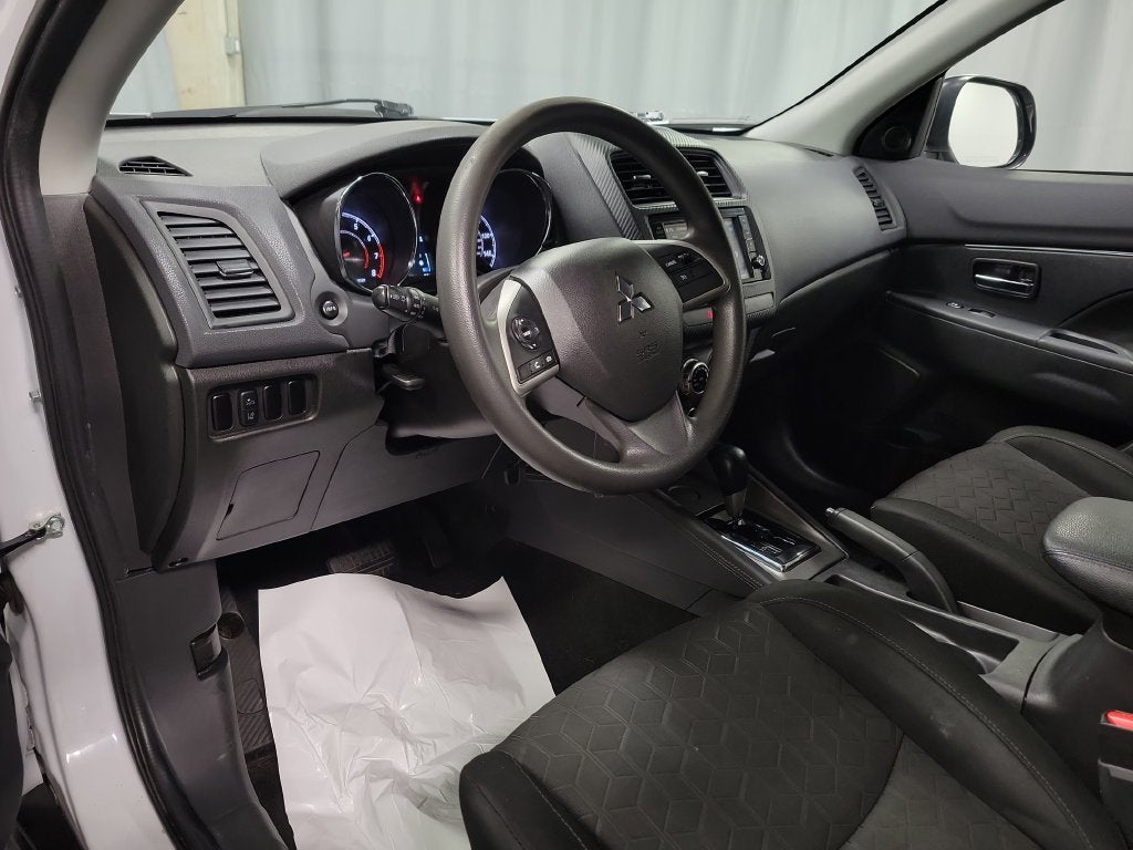 2022 Mitsubishi Outlander Sport 2.0 ES