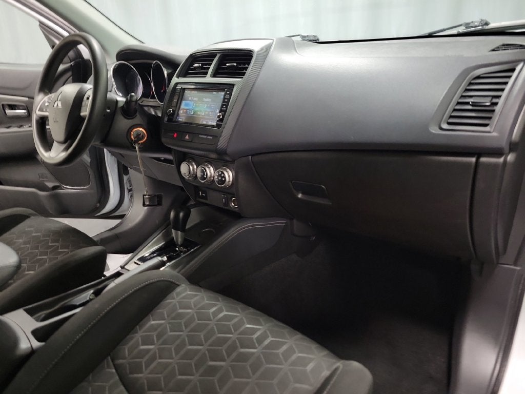2022 Mitsubishi Outlander Sport 2.0 ES