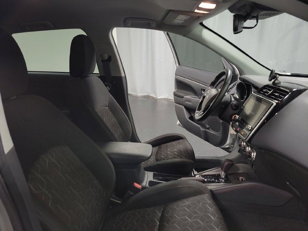 2023 Mitsubishi Outlander Sport 2.0 LE