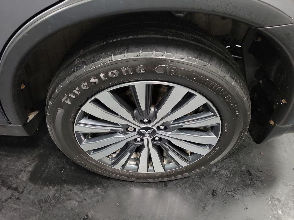 2020 Mitsubishi Outlander ES