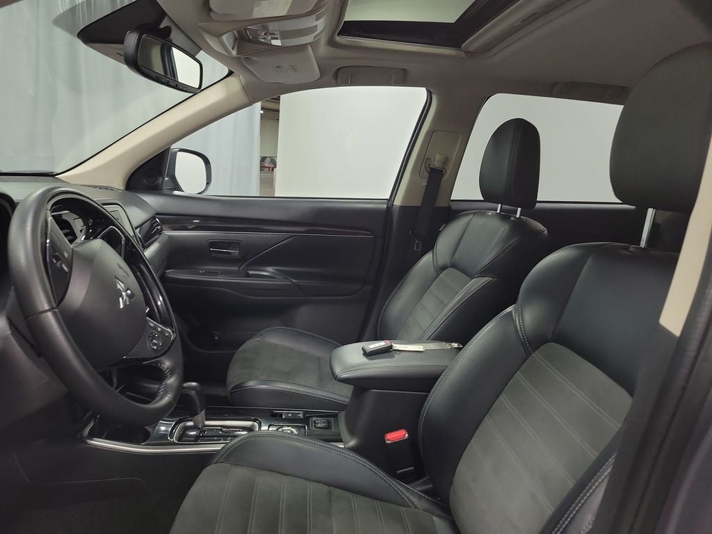 2020 Mitsubishi Outlander ES
