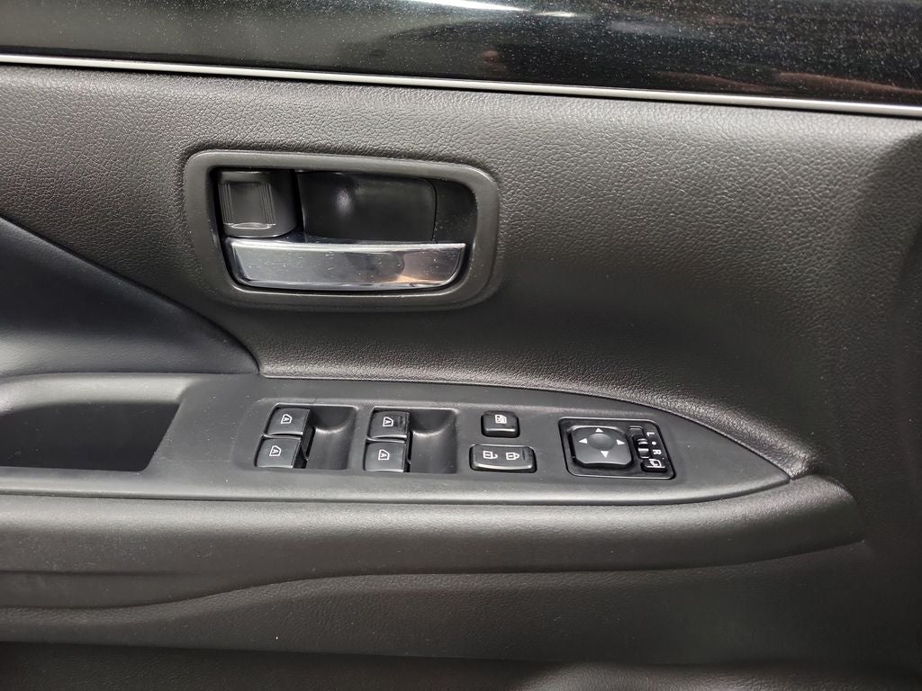 2020 Mitsubishi Outlander ES