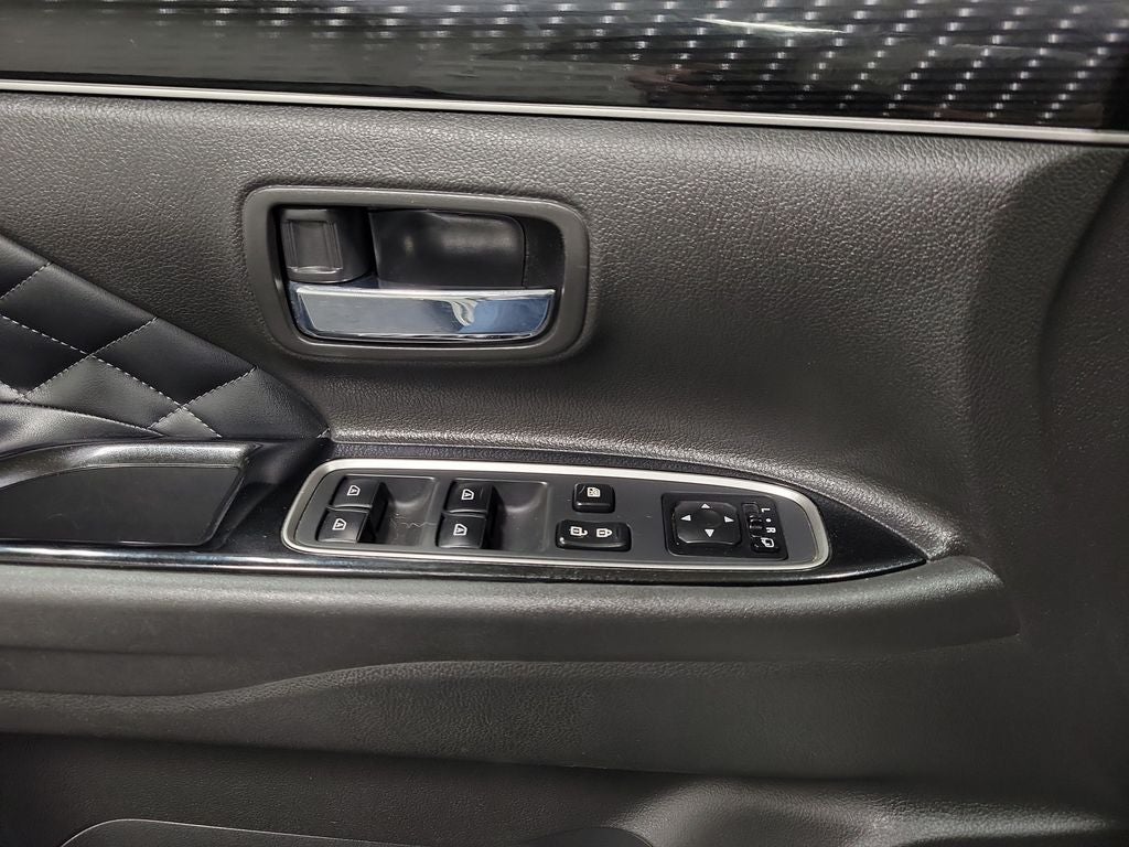 2022 Mitsubishi Outlander PHEV GT