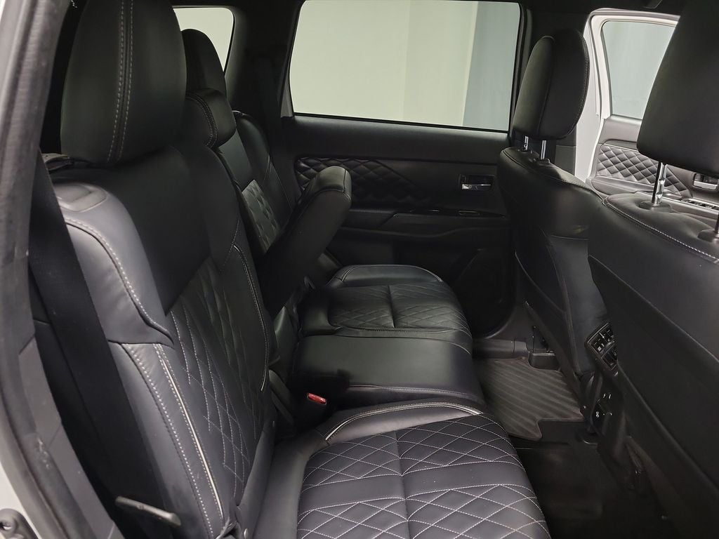 2022 Mitsubishi Outlander PHEV GT