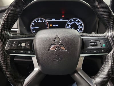 2022 Mitsubishi Outlander SE