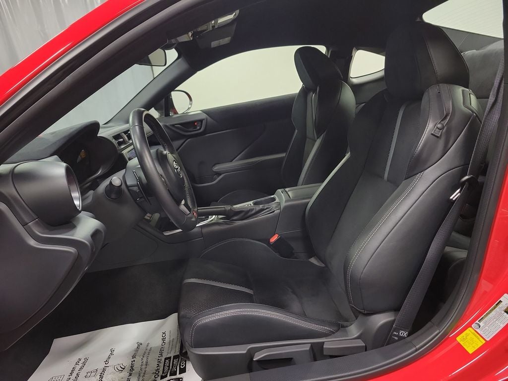 2025 Toyota GR86 Premium