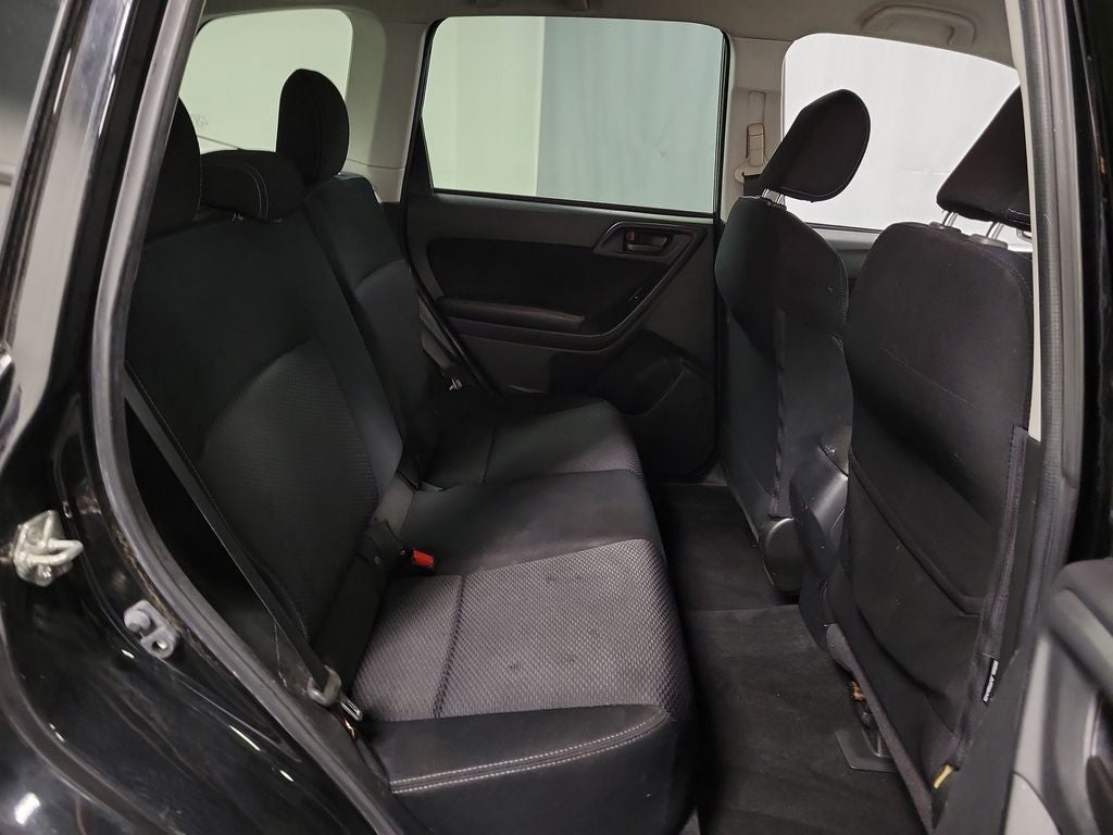 2016 Subaru Forester 2.5i