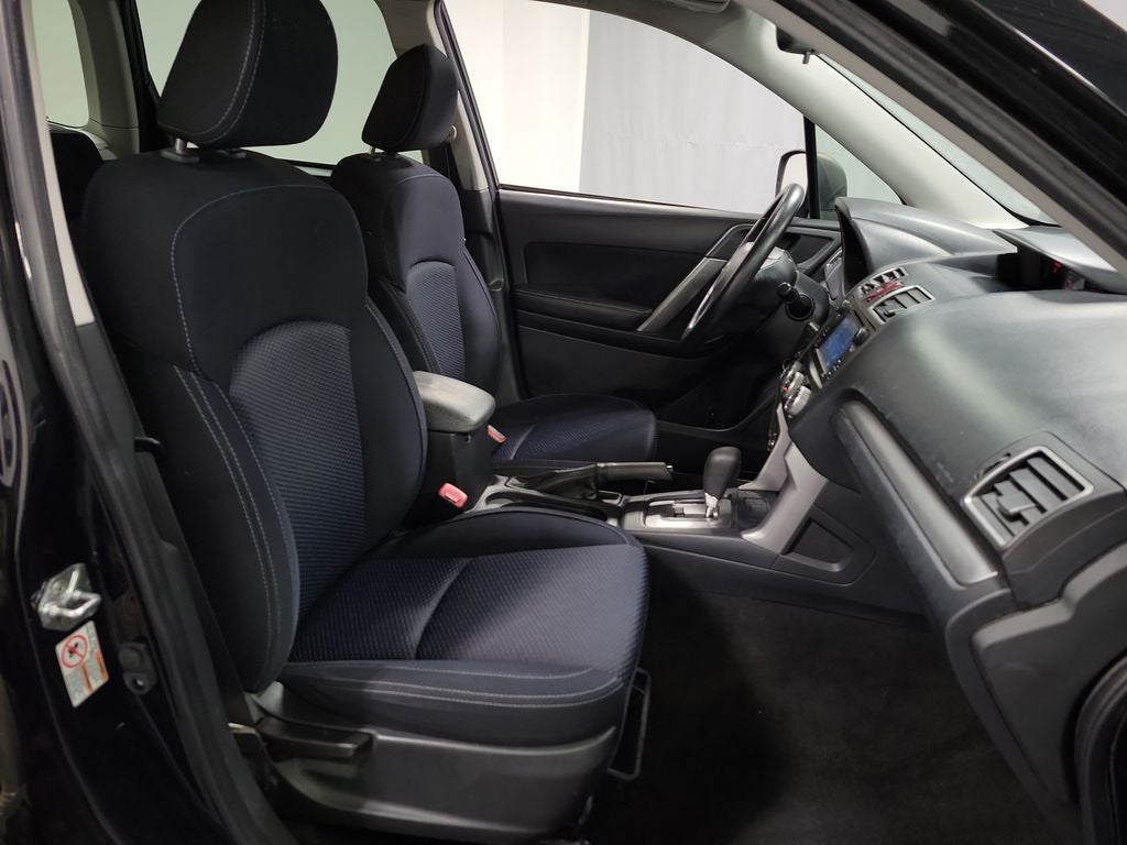 2016 Subaru Forester 2.5i