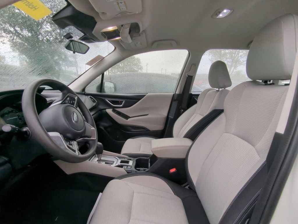 2023 Subaru Forester Base