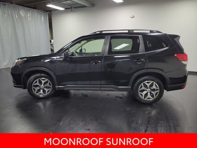 2024 Subaru Forester Premium