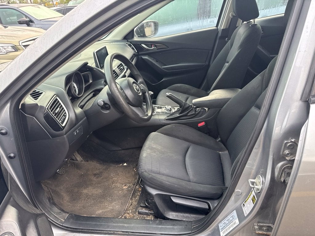 2015 Mazda Mazda3 i Sport