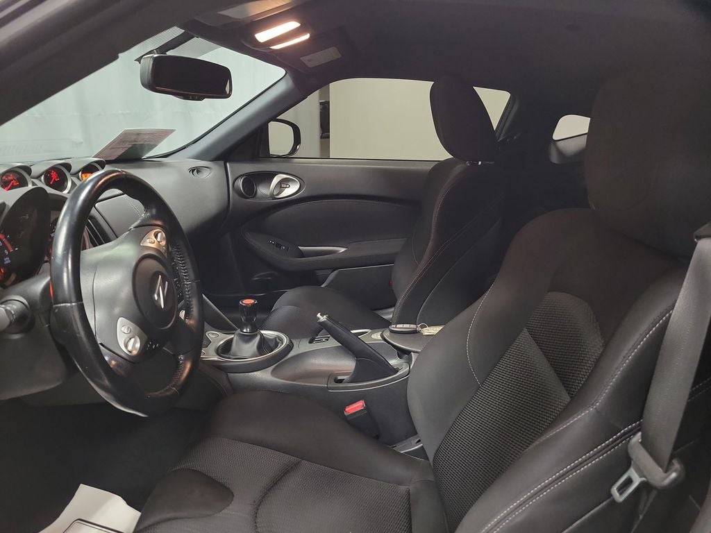 2020 Nissan 370Z Sport