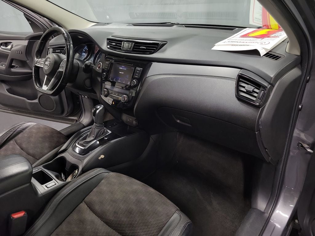 2020 Nissan Rogue Sport SV