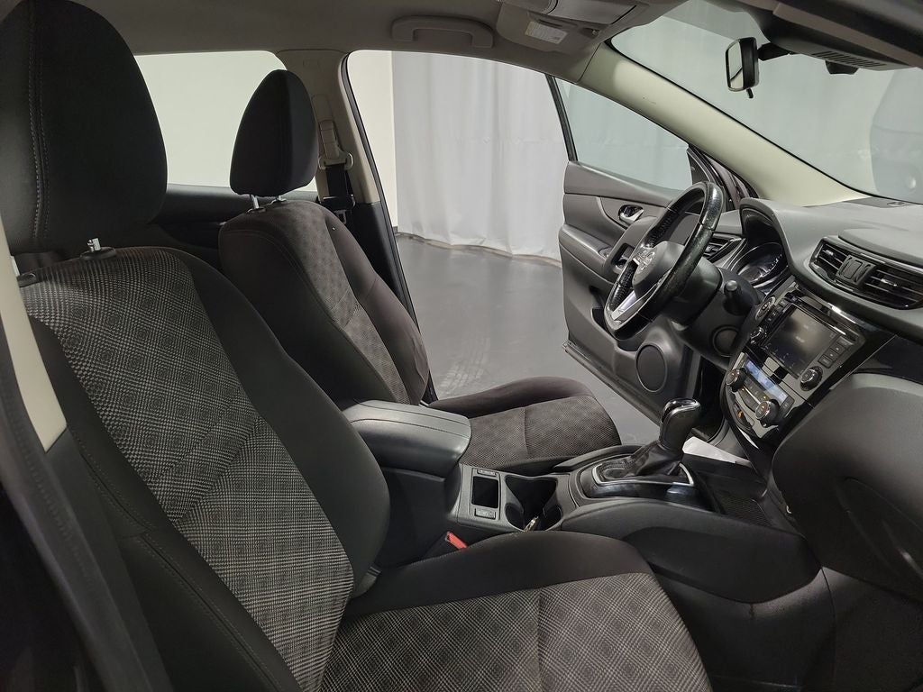 2020 Nissan Rogue Sport SV