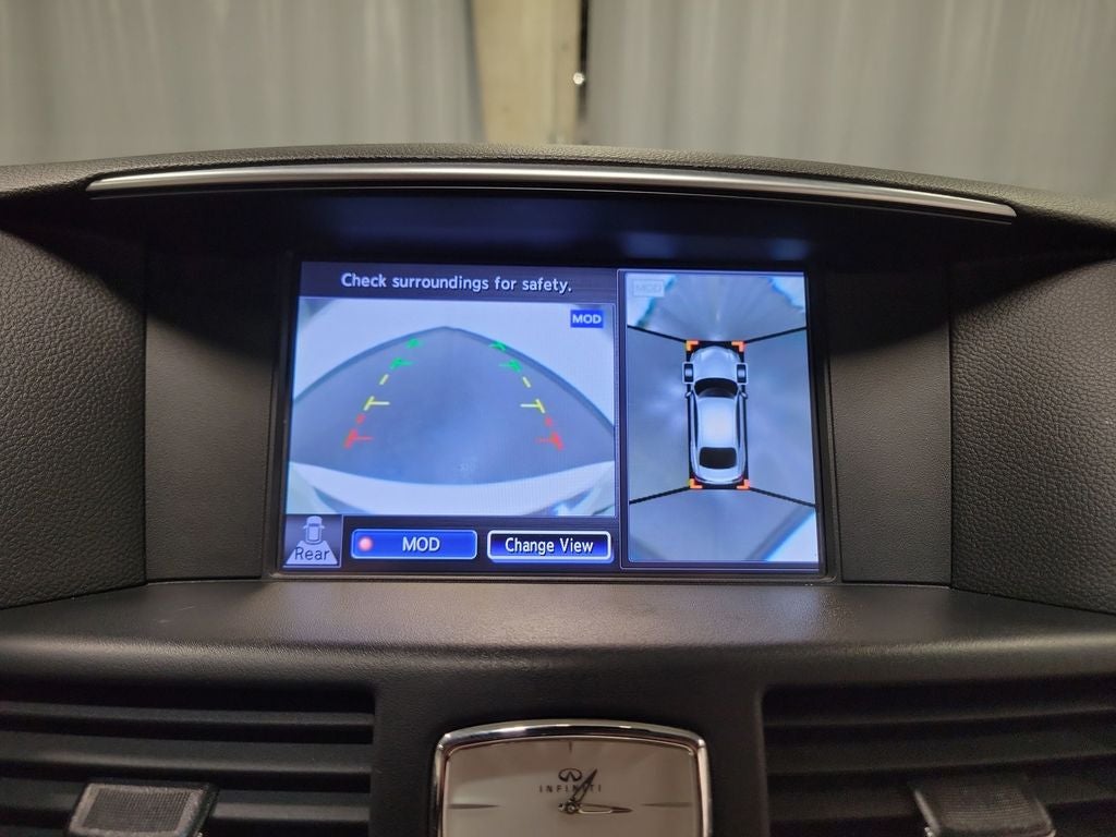 2016 INFINITI Q70 3.7X