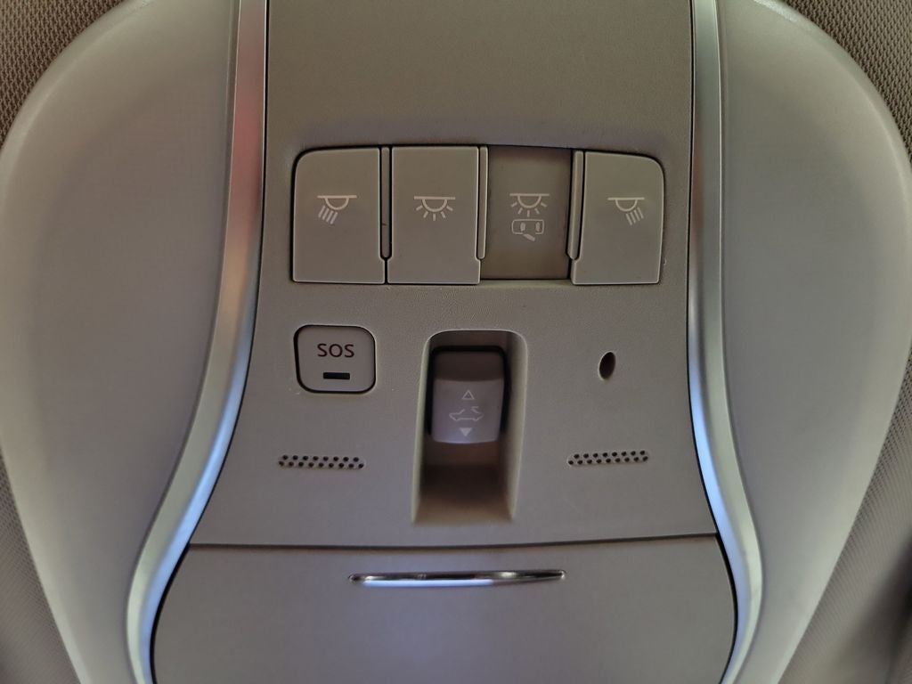 2016 INFINITI Q70 3.7X