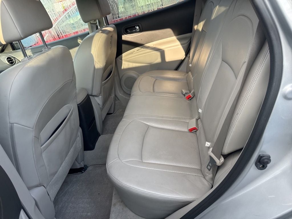 2011 Nissan Rogue SV