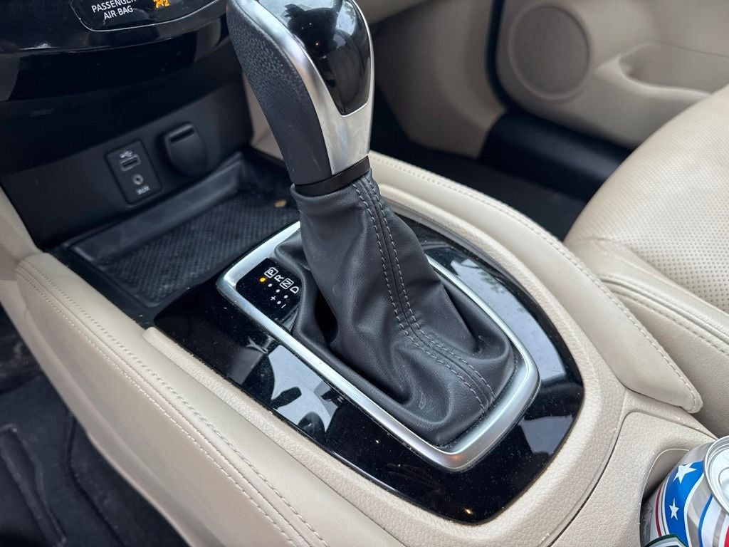 2017 Nissan Rogue SL