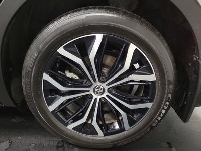 2023 Toyota Crown XLE