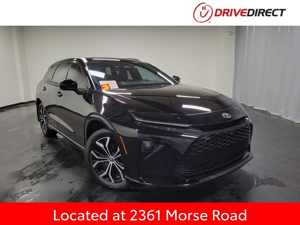 2025 Toyota Crown Signia XLE