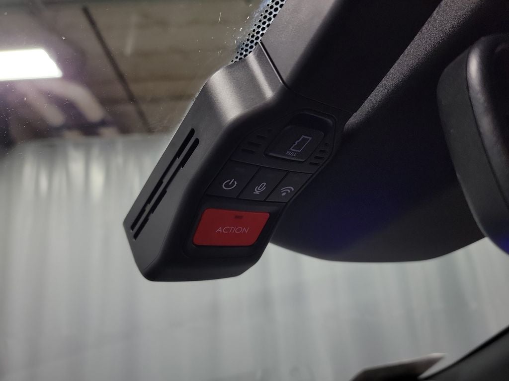 2025 Toyota Crown Signia XLE