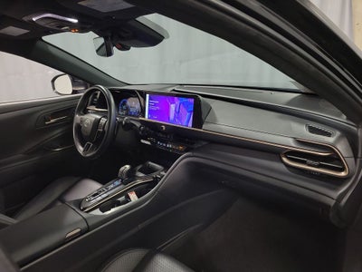 2025 Toyota Crown Signia XLE